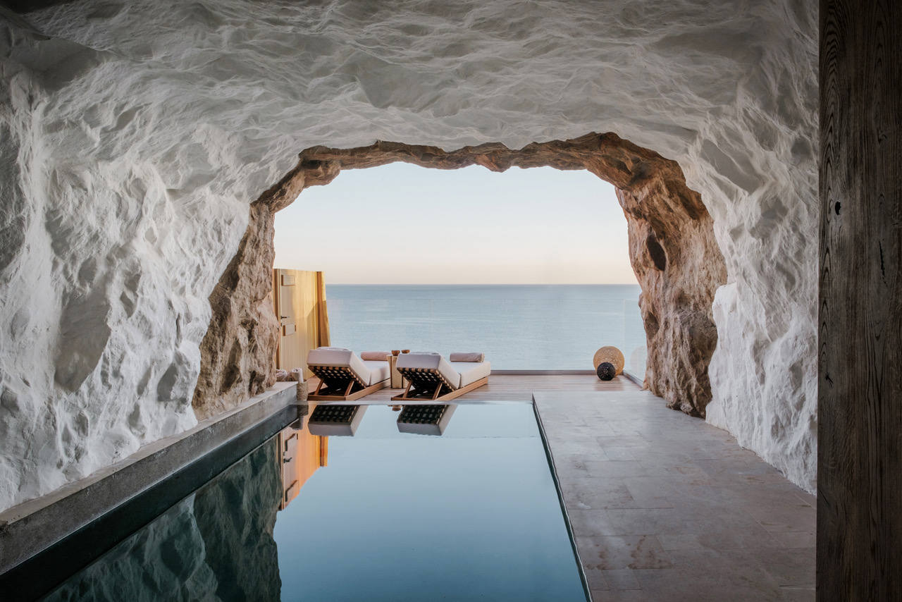Select Green Hotels Acro Wellness Suites room cave suite